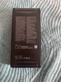 Samsung Galaxy Z Flip6 nova - 3