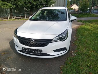 Opel Astra combi 2016 1.0 benzín 100.000 km 1. Majitel - 3