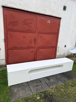 Skříňka pod tv - 3