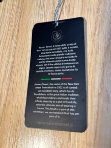 26. Krásné, pánské bundy REVOR Italy - 3