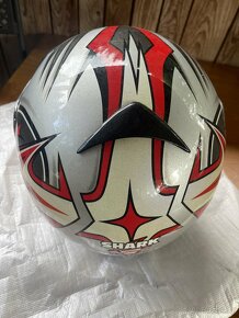 Přilba na motorku - 3