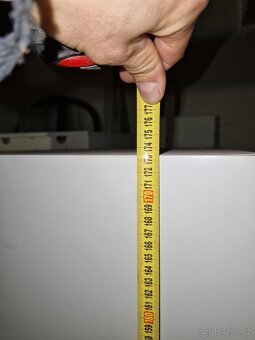 Šatní skříňka kovová - 3