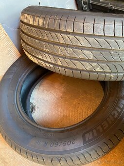 205/60 R 16 92 H Michelin Primacy 4 S1 Dot 0220 - 3