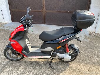 Skutr Piaggio 50ccm - 3