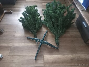Umělý vánoční stromek 220 cm - 3