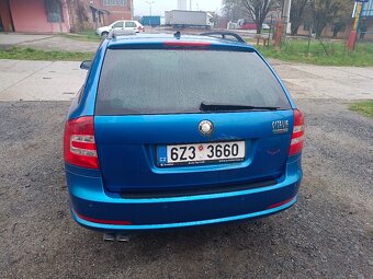 Škoda Octavia RS Combi 2,0 TDI webasto,navi - 3
