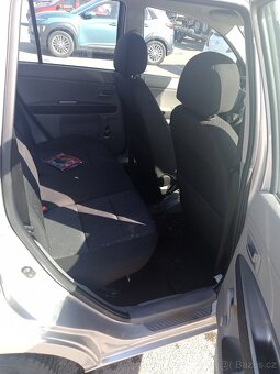 Mazda 2 - 3