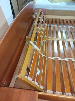 Prodám krásné kvalitní letiště z masivu zn.Hülsta 200 x 200 - 3