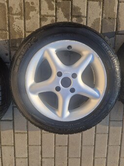 Alu Borbet 15"4x108, pneu 7mm 195/60/15 - 3