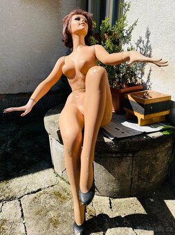 Retro, Stará figurína z 60.–70. let – sádrová - Sedící - 3