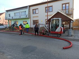 Zemní a výkopové práce, Powertilt i půdní vrták, kladivo - 3