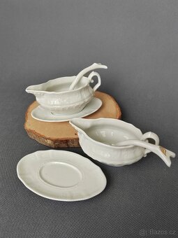 Krásný porcelánový omáčník série White "Rose" Pirken Hamme - 3