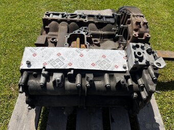 Motor Iveco Daily 3.3 130 Kw - 3