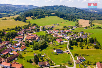 Prodej pozemku k bydlení, 1240 m², Zálezly - 3