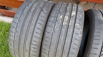 225/40 r18 - 3