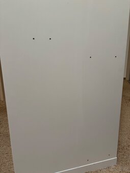 Ikea knihovna - 3