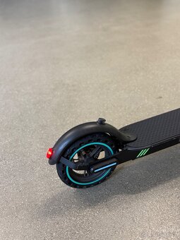 Elektrokoloběžka Bogist M1 Elite Lehká,Zachovalá.30km/h. - 3