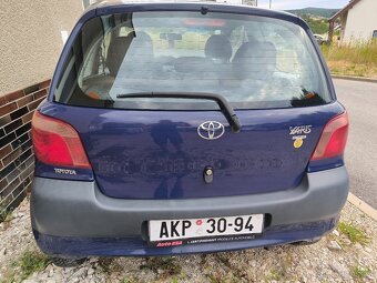 Toyota Yaris - 3