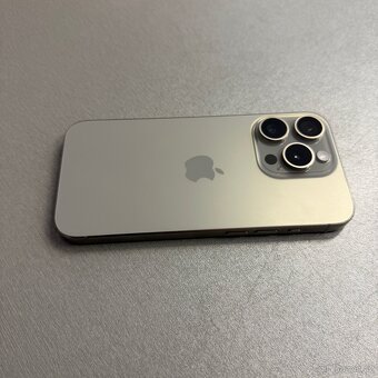 iPhone 15 Pro 128GB, natural titan, 12 měsíců záruka - 3