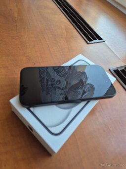 iPhone 15 black 128 gb - 3