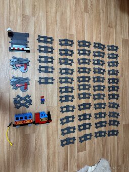 Lego Duplo kompletní železnice, koleje, vagón, lokomotiva,.. - 3