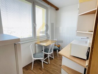 Pronájem bytu 1+1 s lodžií – ul. Brandlova, Hodonín - 3