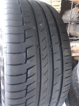 Continental 235/45 R18 - 3