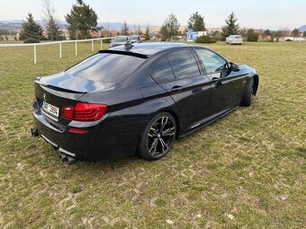 Prodám BMW f10 550i 330kw competition - 3