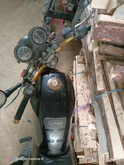 Yamaha YBR 125 - 3