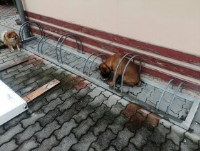 Prodám masivní stojan na kola - 3