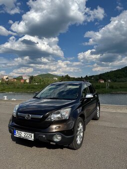 Honda CR-V 3. generace (r. v. 2008), výbava Executive - 3