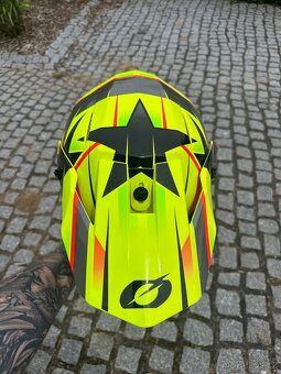 Motokrosová helma Oneal velikost 56/L - 3