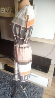 Krásné šaty moc hezký vzor s vázačkou Next Petite - 3