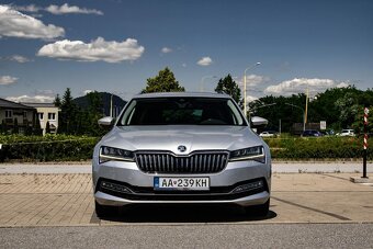 Superb Combi 2.0 TDI 110 kW DSG STYLE - 3