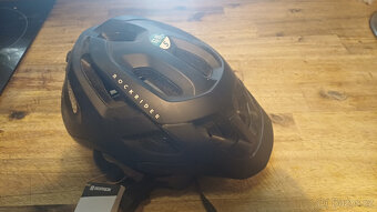 DÁMSKÁ HELMA NA MTB-NOVÁ - 3