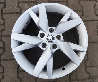Alu kola originál Škoda Octavia IV 5x112 R17 Lyra - 3