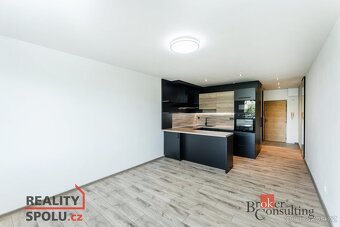 Pronájem, byty/1+kk, 31 m2, Brožíkova 610/3, 50012 Hradec Kr - 3