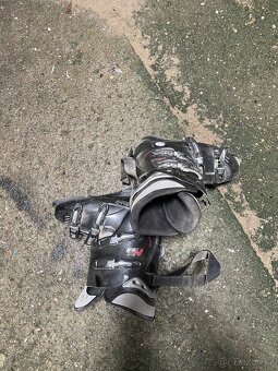 Lyže Rossignol + lyžařky - 3