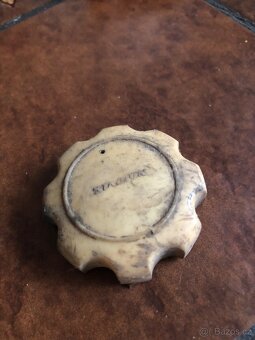 Víčko nádrže stadion - 3