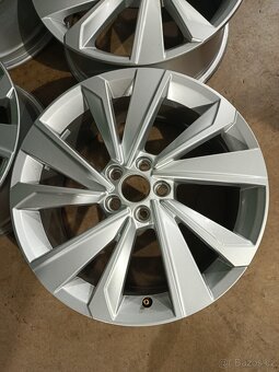Alu zanovni 17" 5x100 Fabia - 3