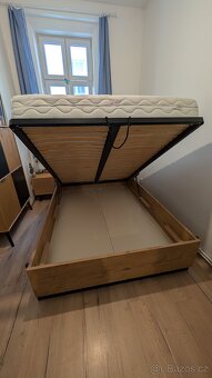 Postel s roštem (140x200cm) - 3