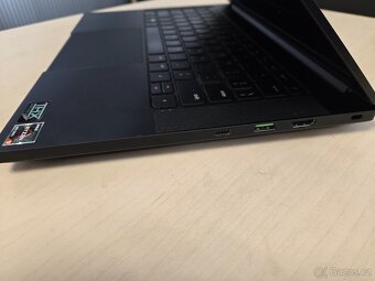 Razer Blade 14 (2021) - výborný stav - 3
