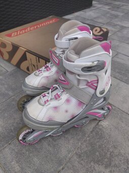 Dívčí brusle Bladerunner - velikost 32-35 - 3