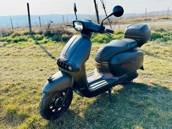 PRODEJ SKÚTRU KEEWAY SIXTIES 125 - 3