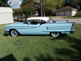 Oldsmobile Holiday coupe hardtop 1958 - 3
