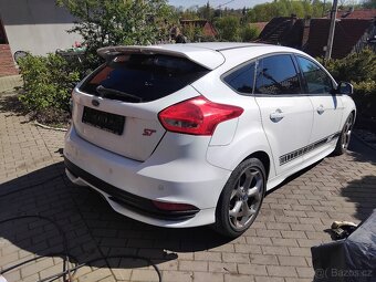 ford focus ST 2.0 benzin 184 kw 2016 - 3