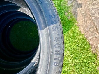 pneu 225/40/18 nové - 3