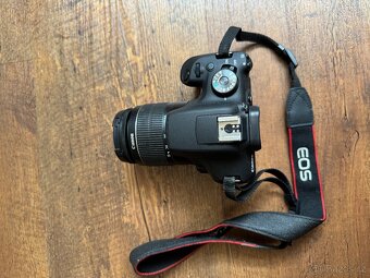 Prodám Canon EOS 2000D + objektiv 18-55mm – skvělý stav - 3