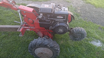 Mountfield traktůrek s vozíkem a příslušenstvím - 3