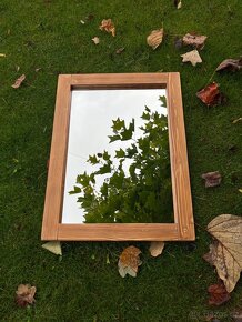 Zrcadlo v dřevěném rámu 50x70cm - světlý ořech - 3